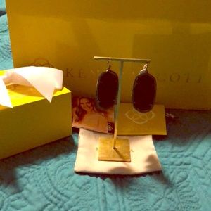 NWT Kendra Scott Gunmetal Danielle in Black